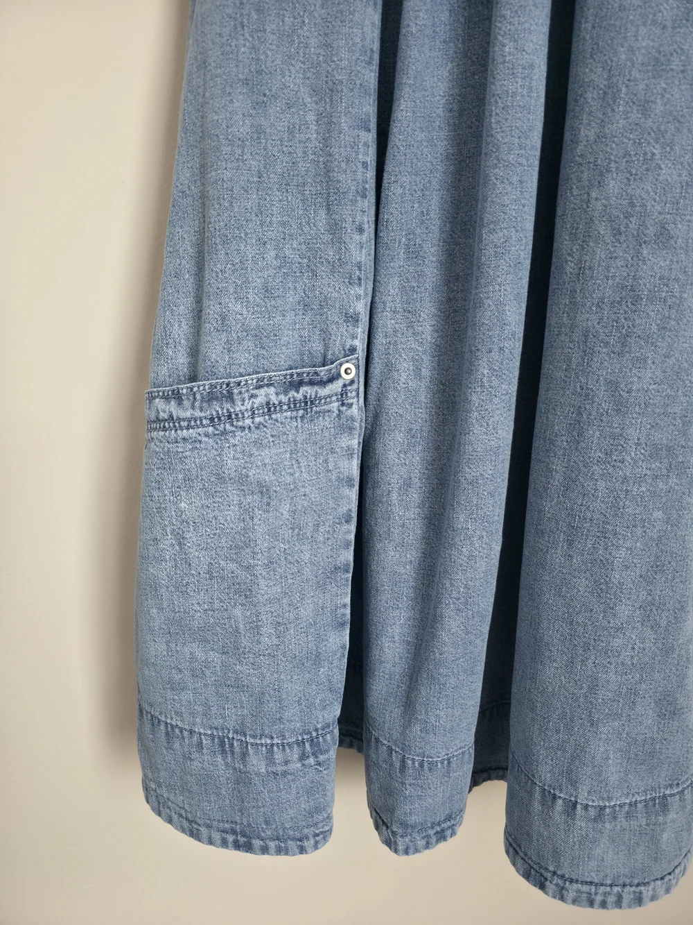 Free People Denim Tunic Dress Womens XS Blue Chambray Oversized Boho Pockets - Picture 6 of 14